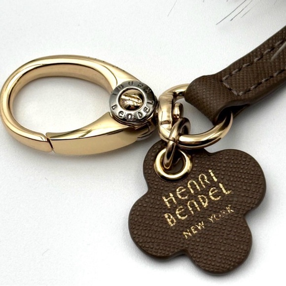 NWOT Henri Bendel Brown Fluffy Pom Pom Key fob/purse charm - Picture 3 of 3